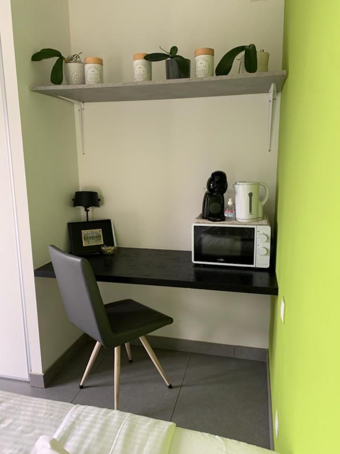 אקס-לה-באינס Petit Studio Dans Villa Bord De Lac מראה חיצוני תמונה